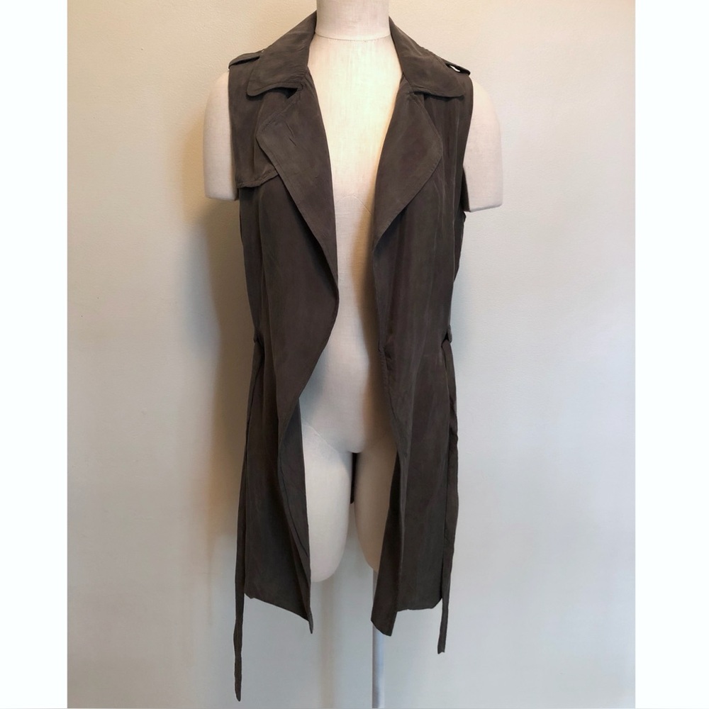 Anthropologie • M • Elevenses Olive Trench Vest Open Draped